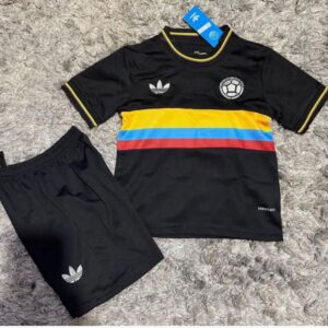 Uniforme de niño bordado versión 100AÑOS