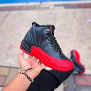 nike retro 12